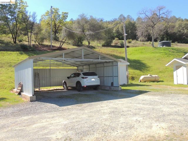5356 Dogtown Rd, Coulterville, CA 95311