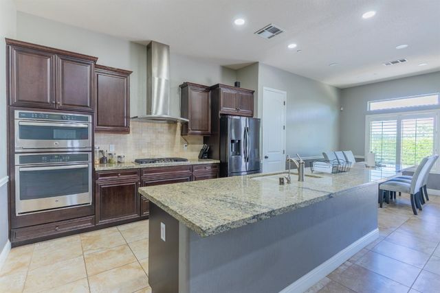 6708 W Alluvial Avenue, Fresno, CA 93722