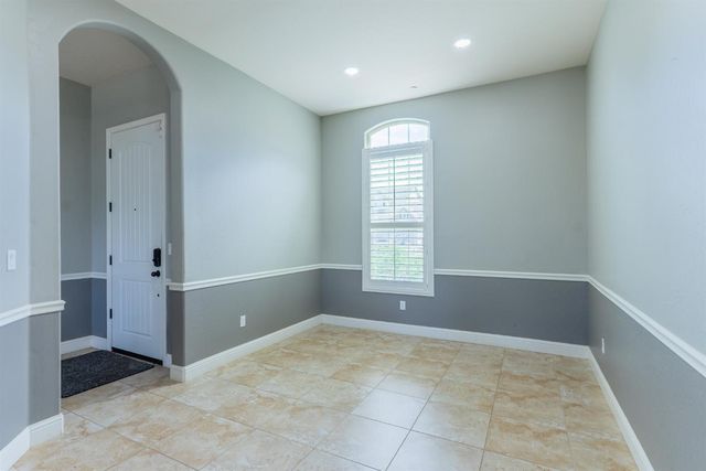 6708 W Alluvial Avenue, Fresno, CA 93722