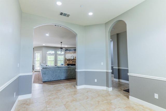 6708 W Alluvial Avenue, Fresno, CA 93722