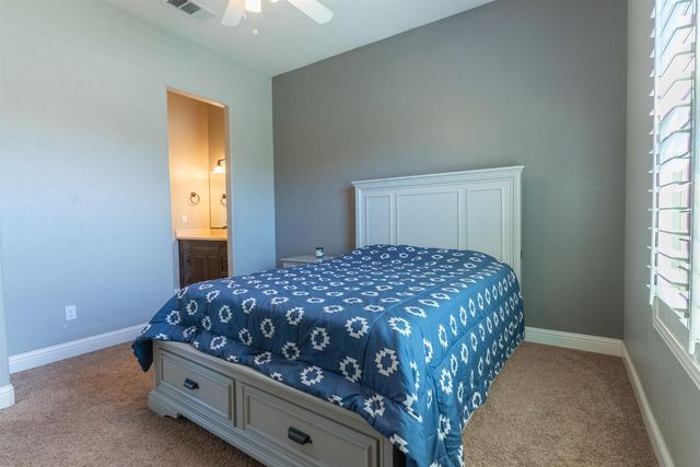 6708 W Alluvial Avenue, Fresno, CA 93722
