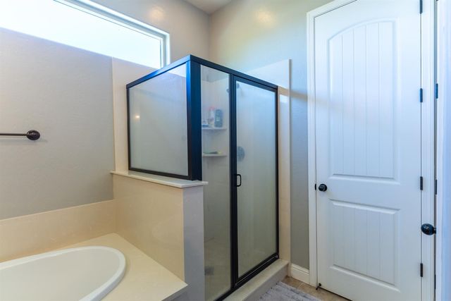 6708 W Alluvial Avenue, Fresno, CA 93722