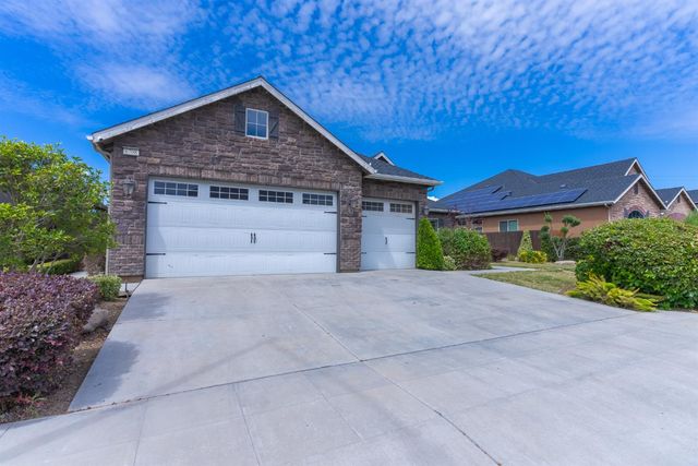 6708 W Alluvial Avenue, Fresno, CA 93722