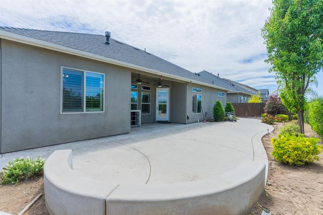 6708 W Alluvial Avenue, Fresno, CA 93722
