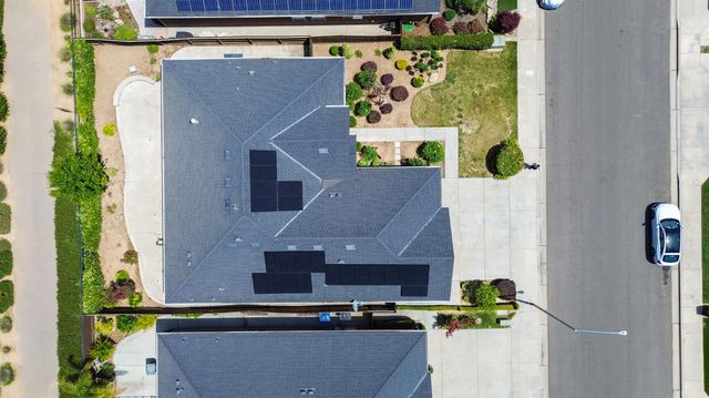6708 W Alluvial Avenue, Fresno, CA 93722
