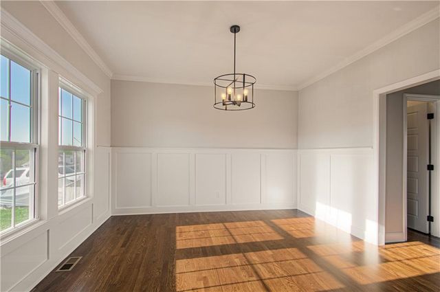 9916 N Manning Avenue, Kansas City, MO 64157