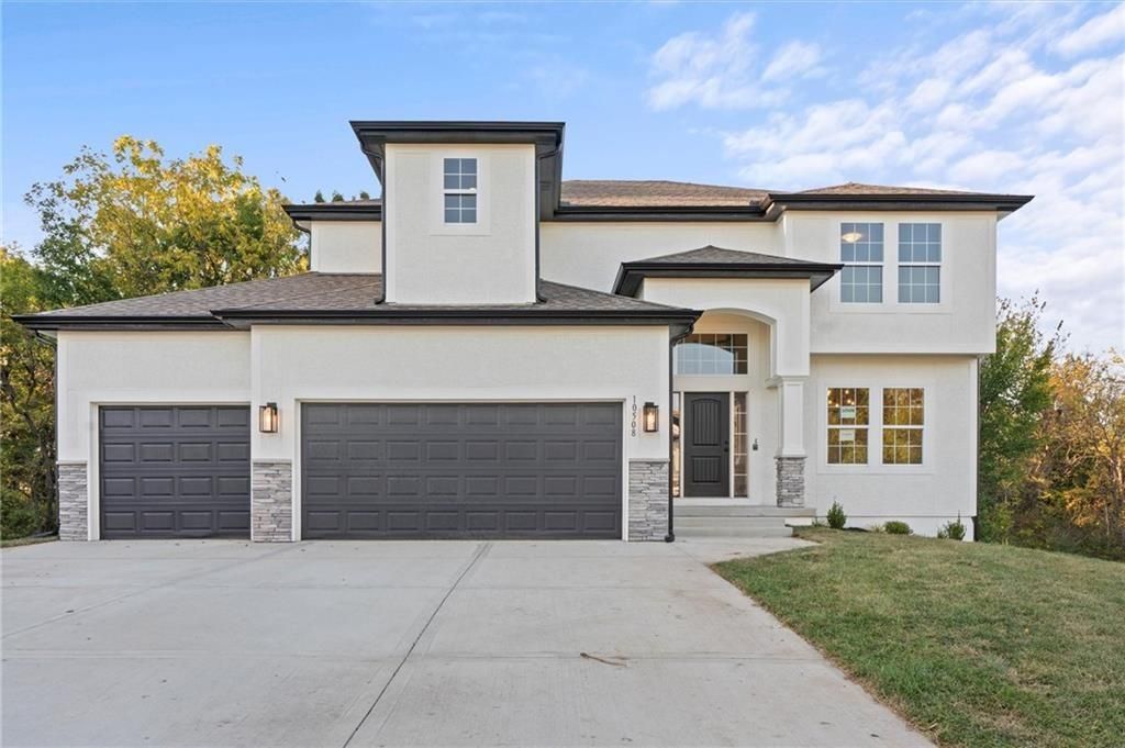 9916 N Manning Avenue, Kansas City, MO 64157