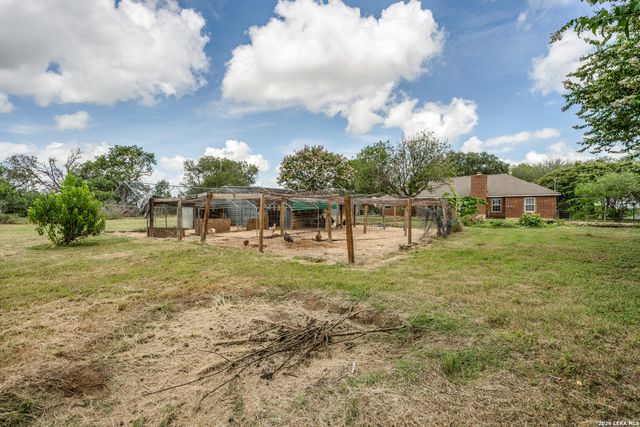 12630 Fm 1346, St Hedwig, TX 78152