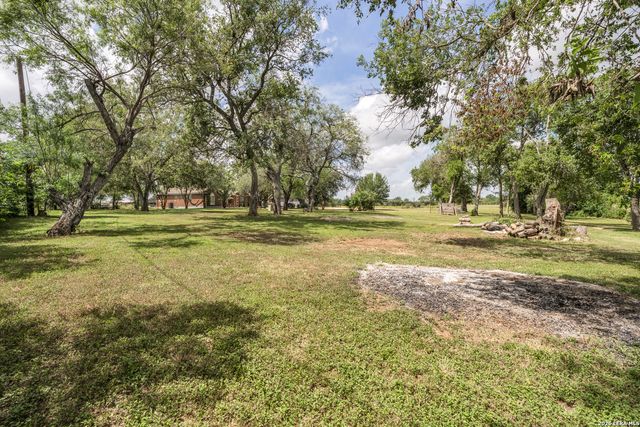 12630 Fm 1346, St Hedwig, TX 78152