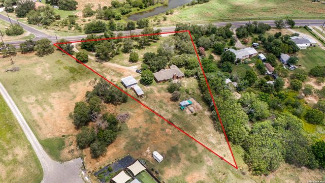 12630 Fm 1346, St Hedwig, TX 78152