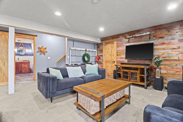 104 Carolyn COURT, Eden, WI 53019