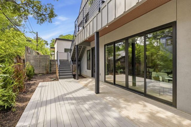 2300 Bluebonnet LN, Austin, TX 78704