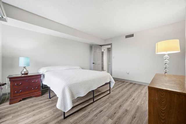 100 Lands End Blvd Apt 318, Myrtle Beach, SC 29572