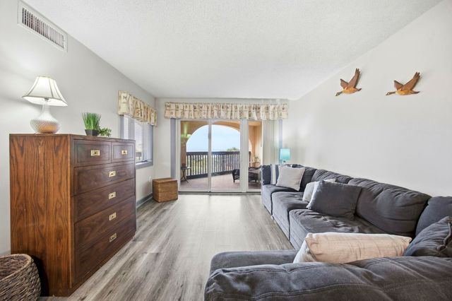 100 Lands End Blvd Apt 318, Myrtle Beach, SC 29572