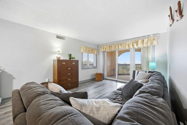 100 Lands End Blvd Apt 318, Myrtle Beach, SC 29572