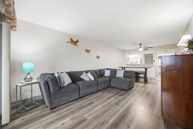 100 Lands End Blvd Apt 318, Myrtle Beach, SC 29572