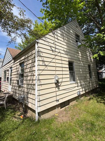 4026 Race Street, Flint, MI 48504