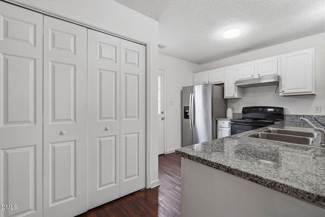 2130 Walnut Bluffs Lane, Raleigh, NC 27610