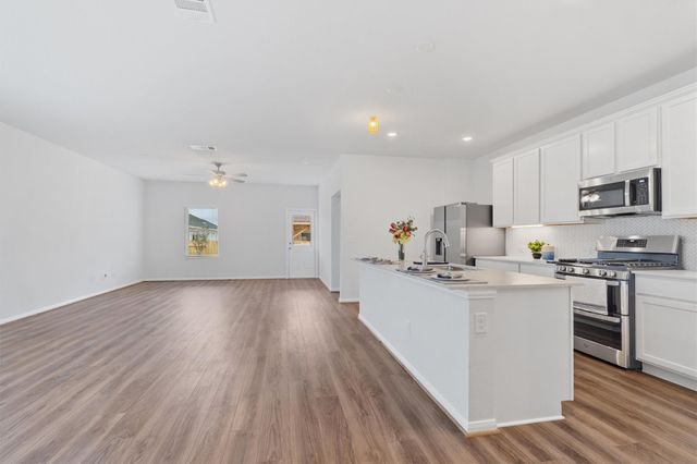 249 Crystal Brook DR, Liberty Hill, TX 78642