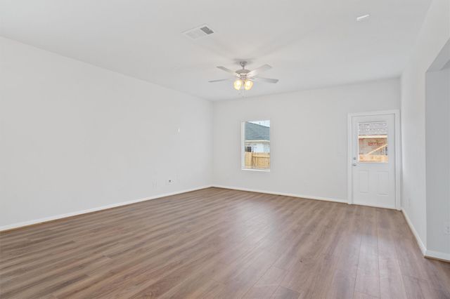 249 Crystal Brook DR, Liberty Hill, TX 78642