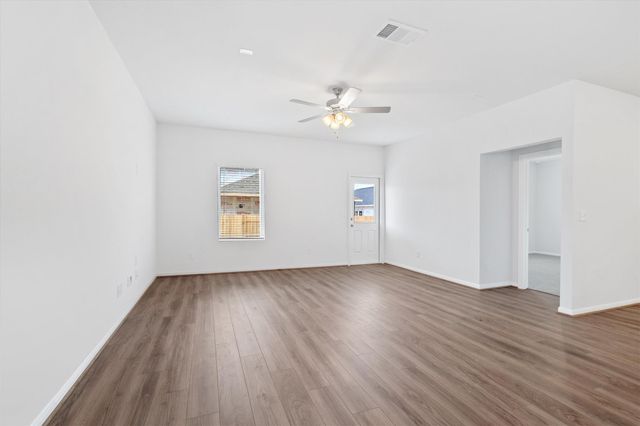 249 Crystal Brook DR, Liberty Hill, TX 78642