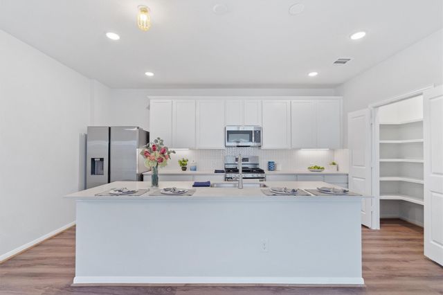 249 Crystal Brook DR, Liberty Hill, TX 78642