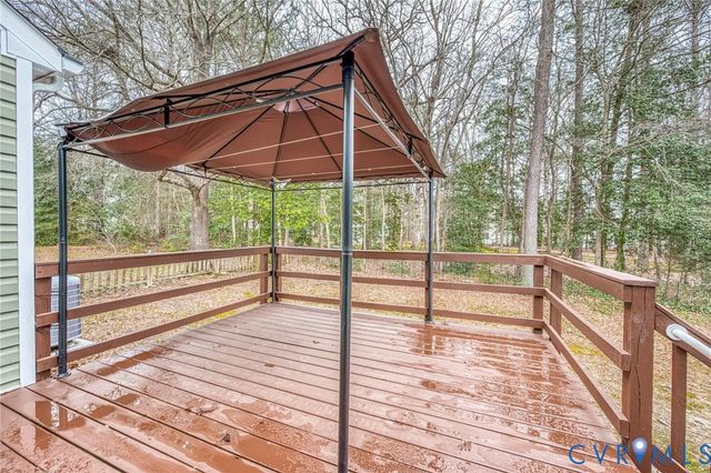 1700 Winters Hill Cir, North Chesterfield, VA 23236