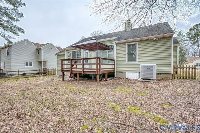 1700 Winters Hill Cir, North Chesterfield, VA 23236