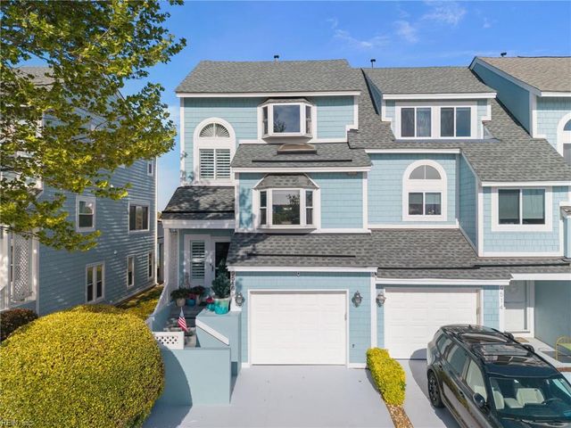 9516 Bay Front DR, Norfolk, VA 23518