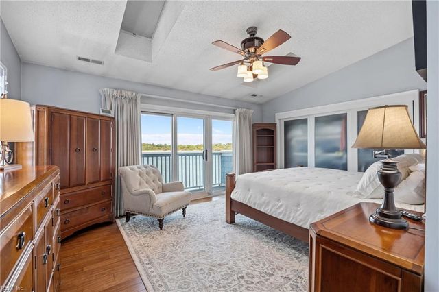 9516 Bay Front DR, Norfolk, VA 23518