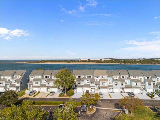 9516 Bay Front DR, Norfolk, VA 23518