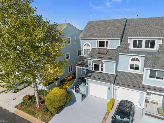 9516 Bay Front DR, Norfolk, VA 23518