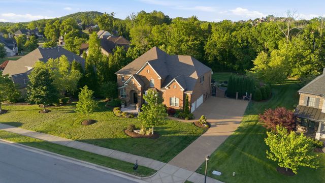 1816 Tiverton Pl, Brentwood, TN 37027