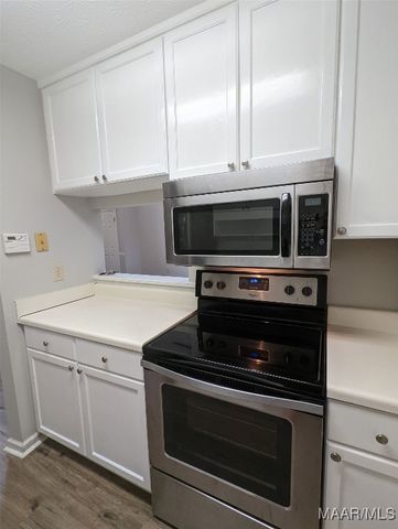 6257 BELL GABLES ., Montgomery, AL 36117