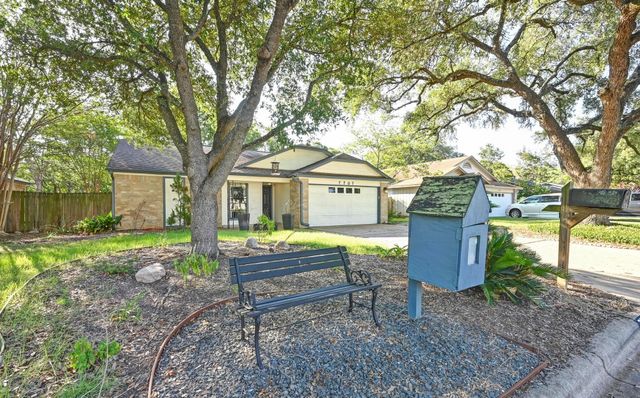 7707 Wakefield DR, Austin, TX 78749