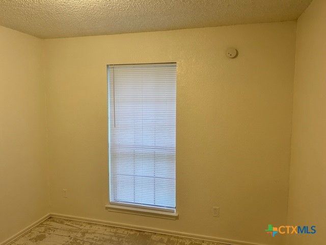 403 E Hogan Drive, Copperas Cove, TX 76522