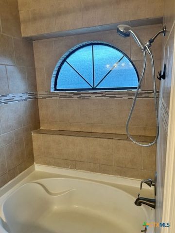 403 E Hogan Drive, Copperas Cove, TX 76522