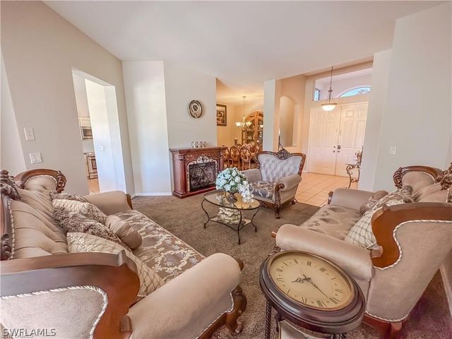 2041 24th AVE NE, Naples, FL 34120