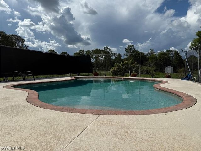 2041 24th AVE NE, Naples, FL 34120