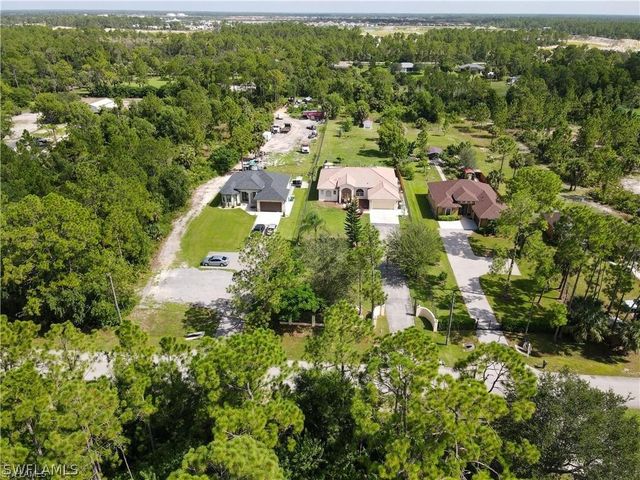 2041 24th AVE NE, Naples, FL 34120