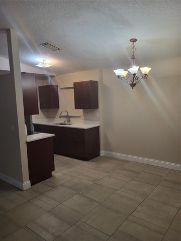7816 SW 7th Place, North Lauderdale, FL 33068