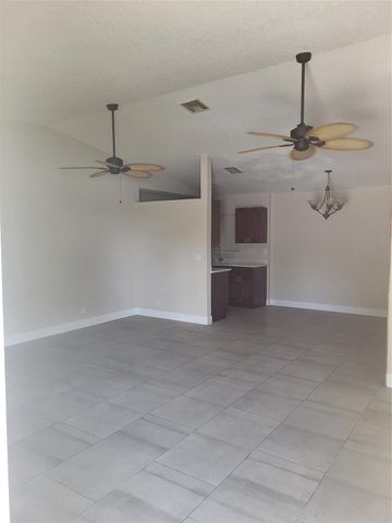 7816 SW 7th Place, North Lauderdale, FL 33068