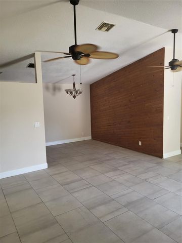 7816 SW 7th Place, North Lauderdale, FL 33068