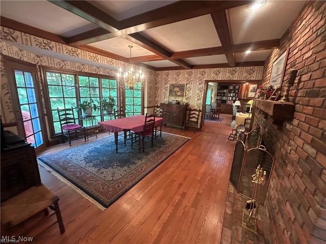 9230 Amber Wood Drive, Kirtland, OH 44094