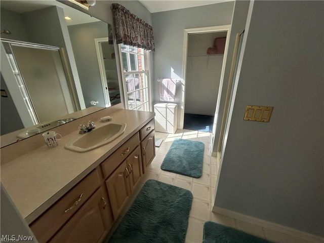 9230 Amber Wood Drive, Kirtland, OH 44094