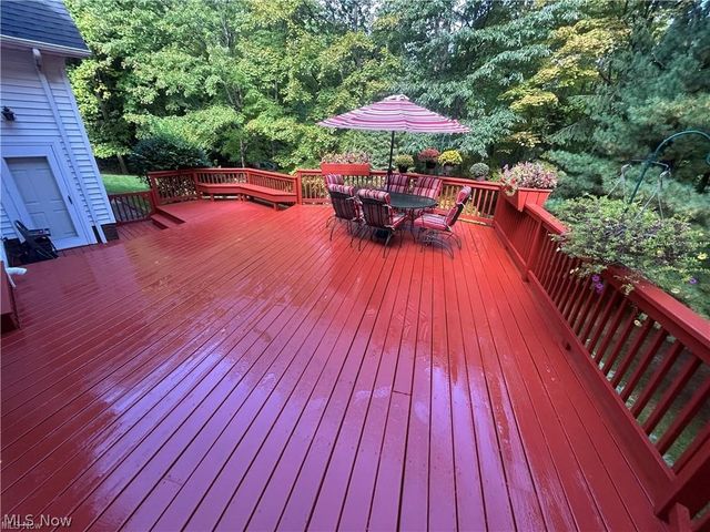 9230 Amber Wood Drive, Kirtland, OH 44094