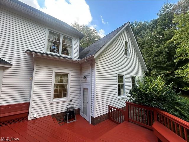 9230 Amber Wood Drive, Kirtland, OH 44094