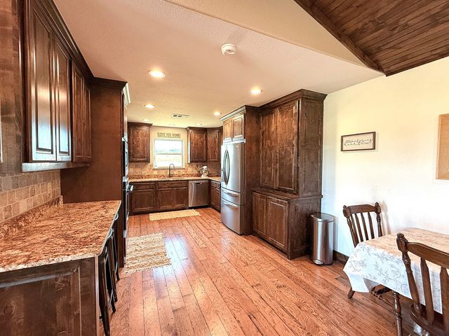 148 Mercers Preserve Road, Comanche, TX 76442