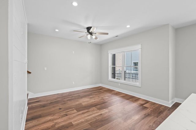 6001 - 1042 S Kings Hwy., Myrtle Beach, SC 29575