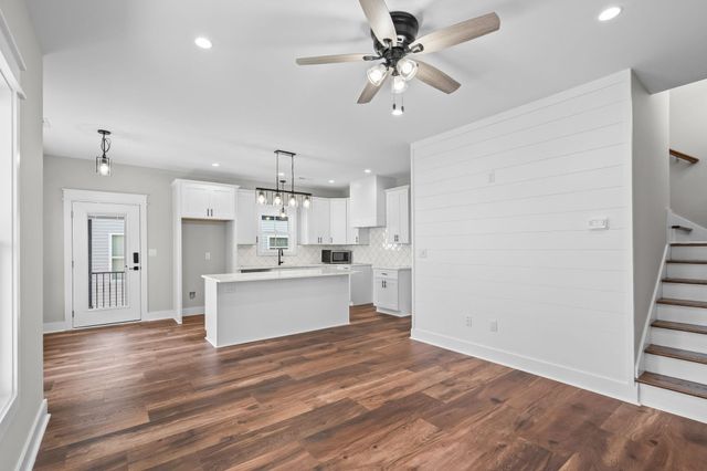 6001 - 1042 S Kings Hwy., Myrtle Beach, SC 29575